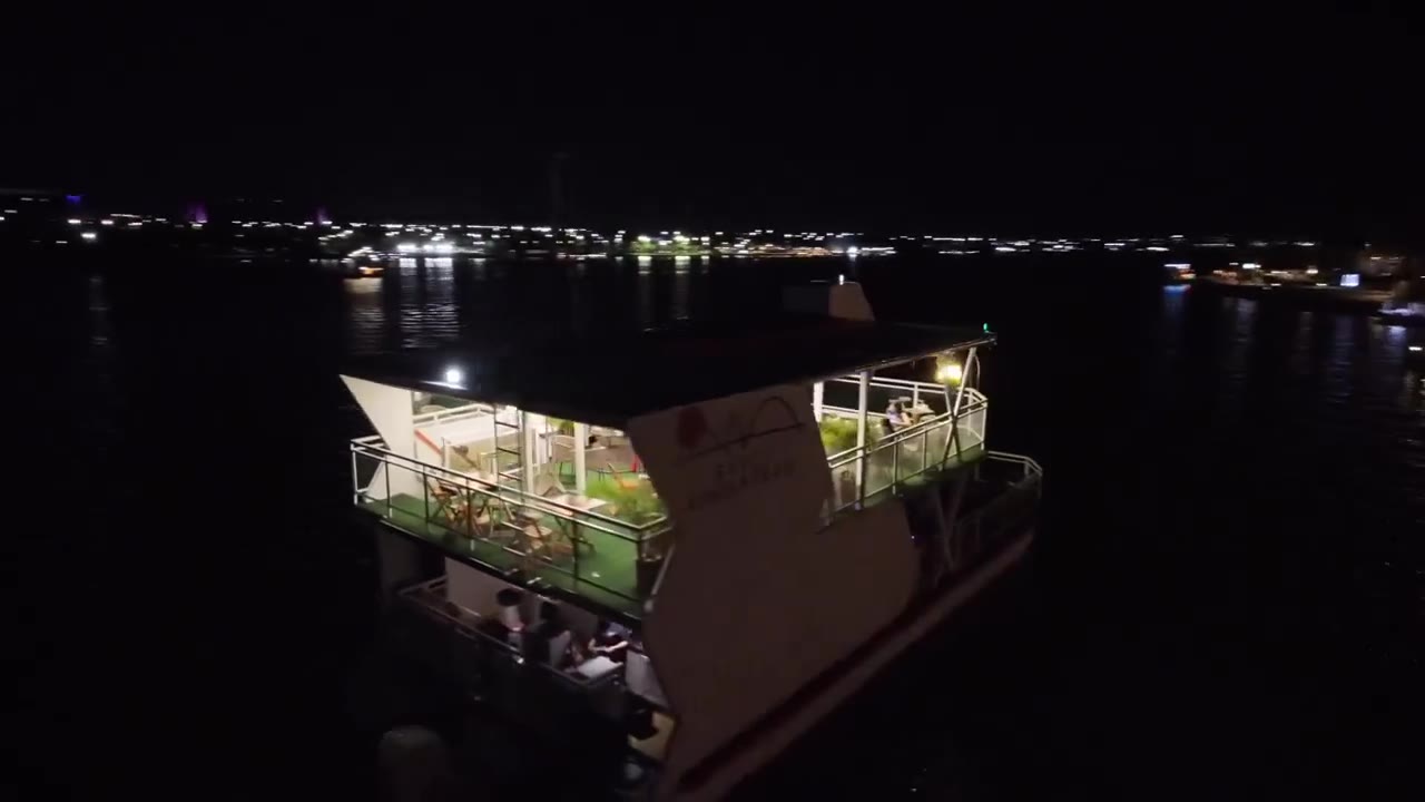 Cobertura aérea noturna de evento